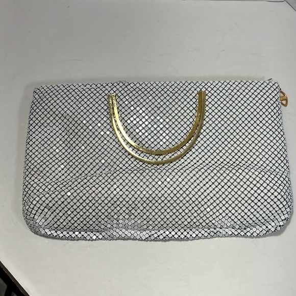 White Metal Mesh Bag - Picture 3 of 13